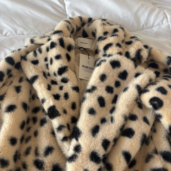 Reformation Fur Coat - Picture 5 of 6